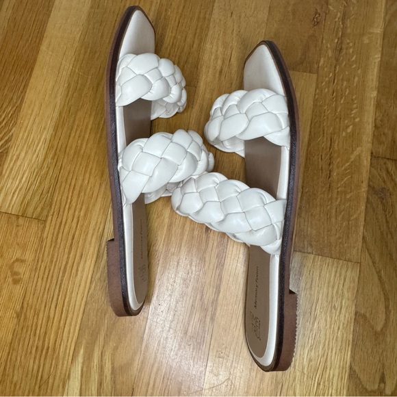 ✨3/$20✨ Time and Tru Women's Braided Two Band Sandals in Bone. Size 7 - Picture 8 of 13